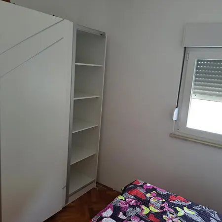 Apartment Magic Nin